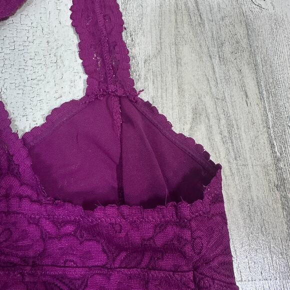 Free People Plum Lace Bralette M MSRP $38 Boho Intimates Wireless - Picture 6 of 8